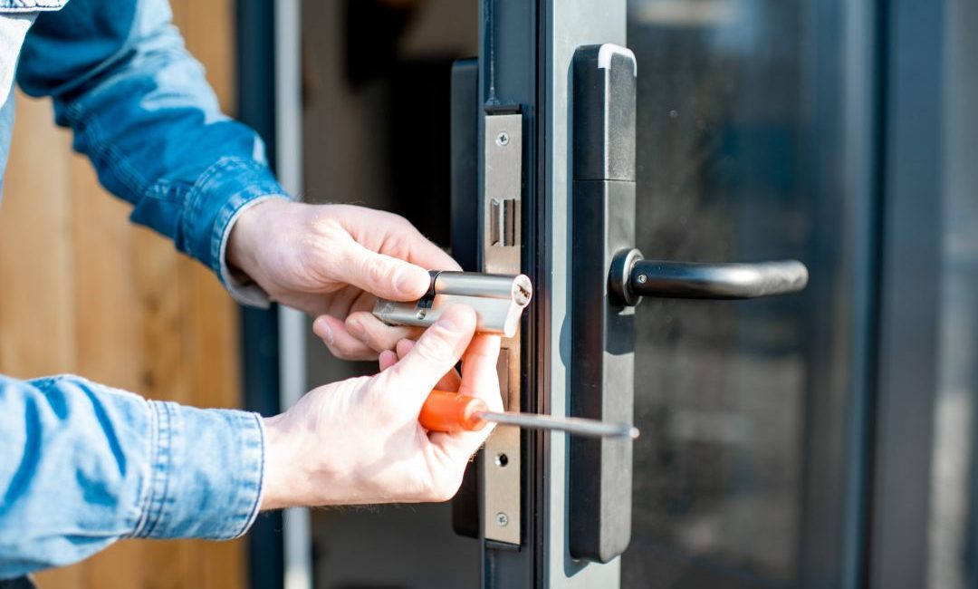 24/7 Security Solutions: How 24-Hour Locksmiths Keep You Safe Anytime, Anywhere